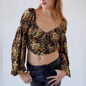 NWT Urban Outfitters Elowen Black Floral Puff Sleeve Blouse size S